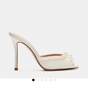 Steve Madden White Pearl Heels